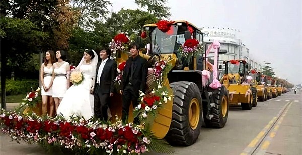 How much does the whole Rolls-Royce wedding team cost? Wuling Hongguang is not expensive! How much does the whole Rolls-Royce wedding team cost? Wuling Hongguang is not expensive!