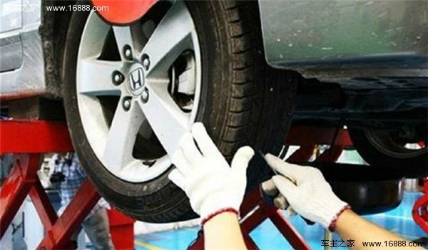 Bayramda uzun yol araç kullanımından sonra aracınıza büyük bir sağlık paketi vermeyi unutmayın.